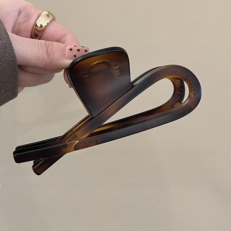 

Корейские акриловые заколки-крабы для волос с крестом для женщин, матовые леопардовые заколки-акулы для хвостика, женские заколки для волос, аксессуары Size fits all