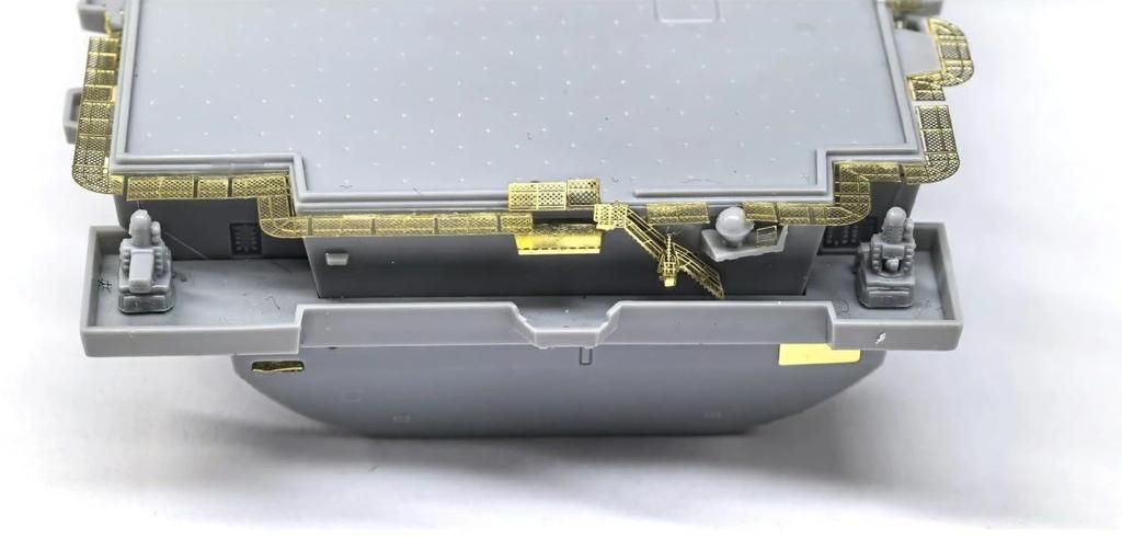 Artist Hobby 1/700 JMSDF Destroyer DDH-184 Kaga Etching Parts Set (for Pit Road) Plastic Model Parts AHLAH270041 (Ship)