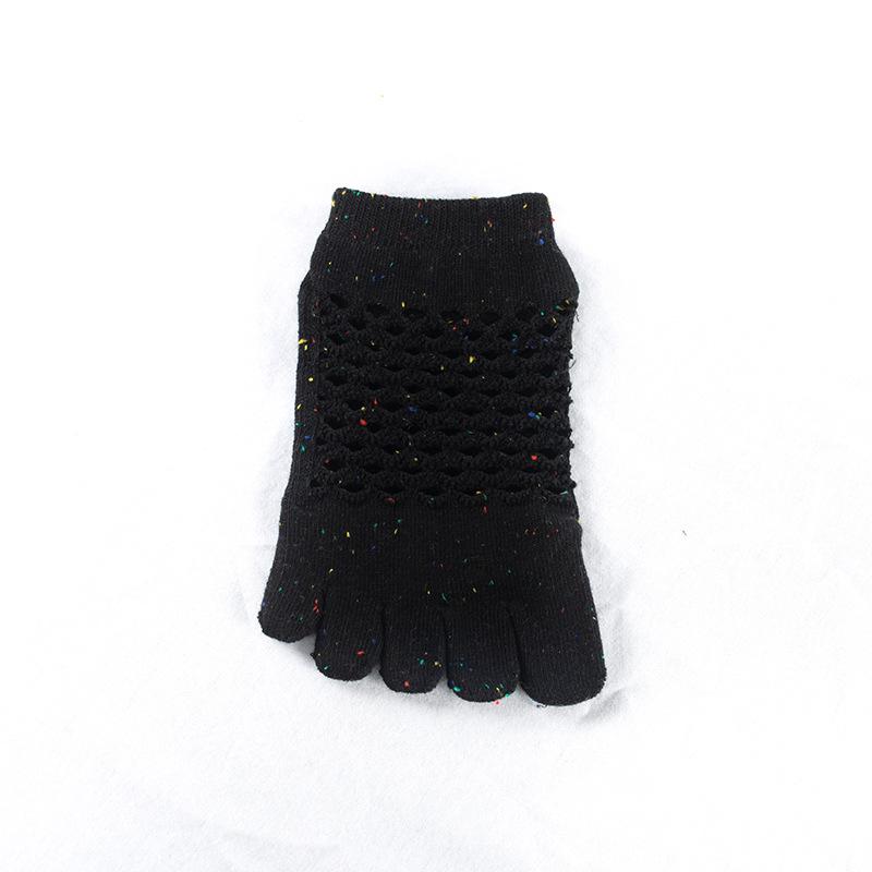 Breathable Mesh Five-Finger Yoga Pilates Socks for All Seasons