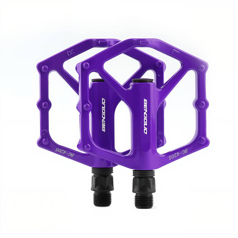 Bicycle pedals Mountain bike aluminum alloy pedals Widened bearing anti-slip pedals Cycling equipment