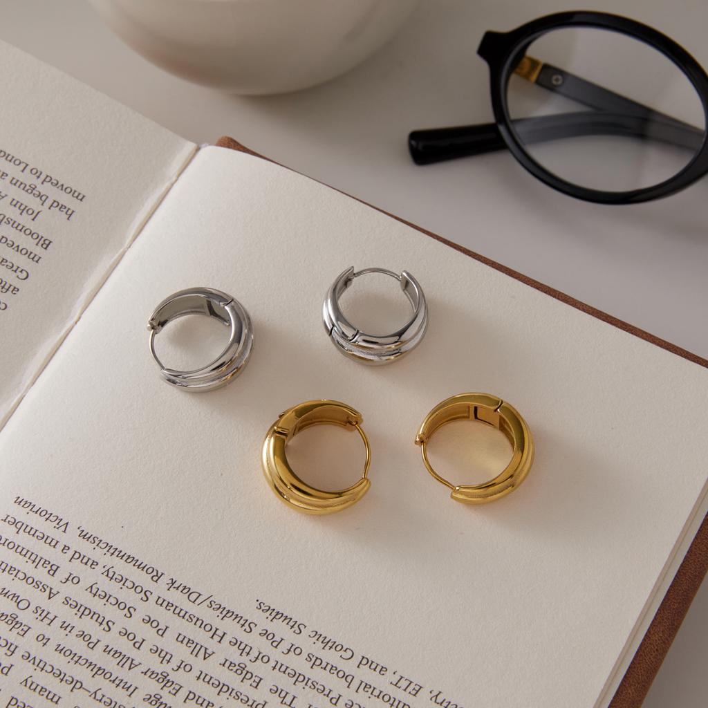 Youthway Simple 18K Gold Plated Stainless Steel Round Hoop Earring For Women New Chic Waterproof Daily Wear Earring Jewelry
