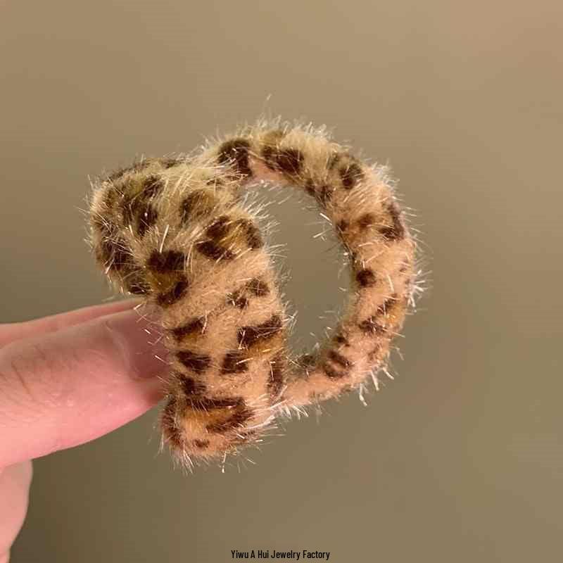 

Винтажные серьги-кольца из кожи с леопардовым принтом Серебряная игла - Элегантные, Универсальные Модные Украшения