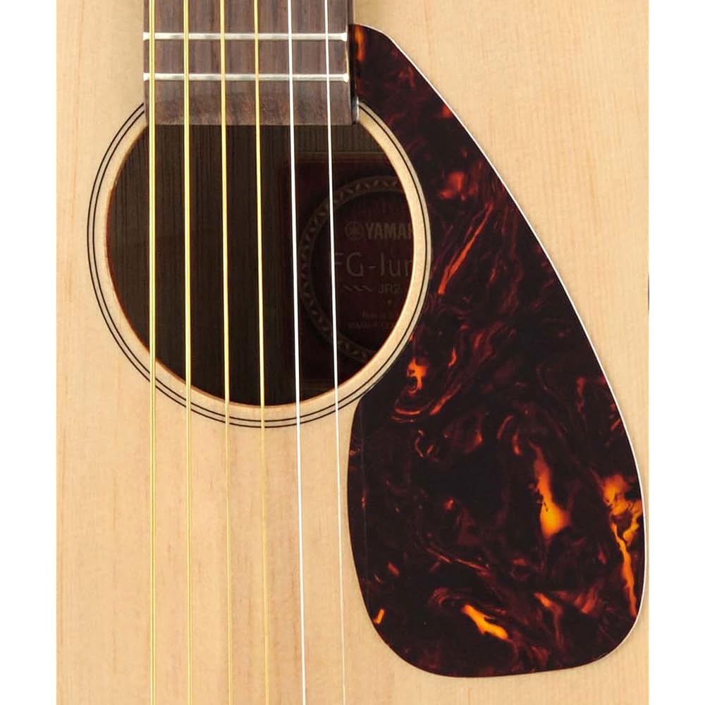 Yamaha YAMAHA mini guitar JR2 NT comes with a dedicated gig bag that is small in size yet has jus...