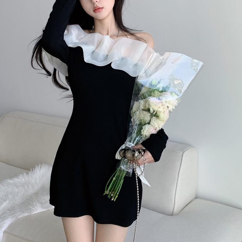 Lotus Leaf Edge Dress Spring and Autumn New One-word Neck Off-the-shoulder Long-sleeved Hip-wrapped Short Skirt