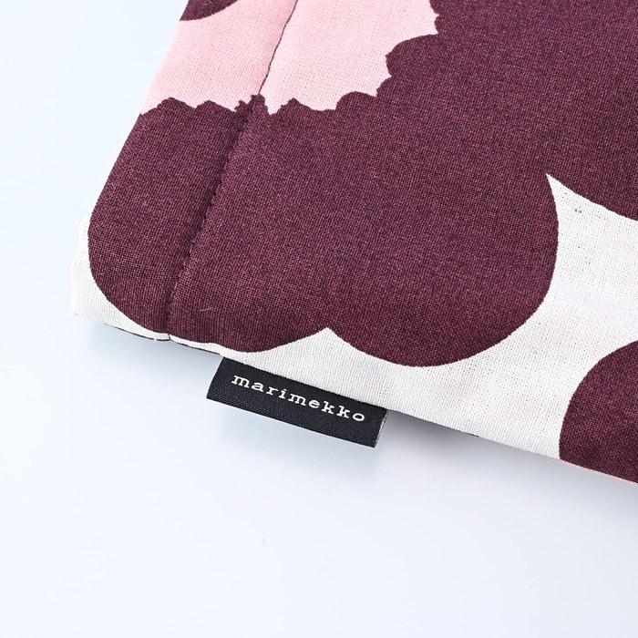 Marimekko Mittens 2022FALL Pieni Unikko Pot Holder Burgundy 71764 832 Pink / Burgundy 31.5cm X 15.5cm