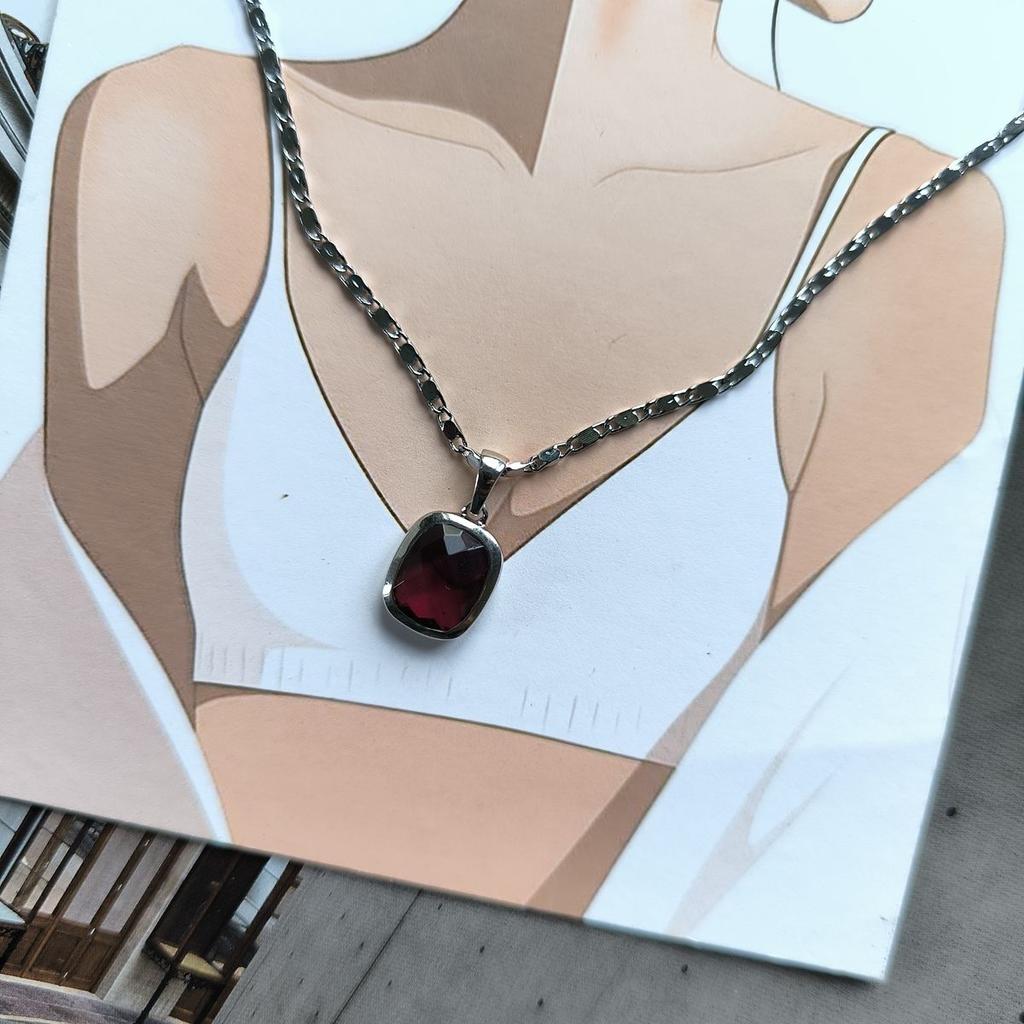 Silver Pendant with Nano Garnet (60002302)