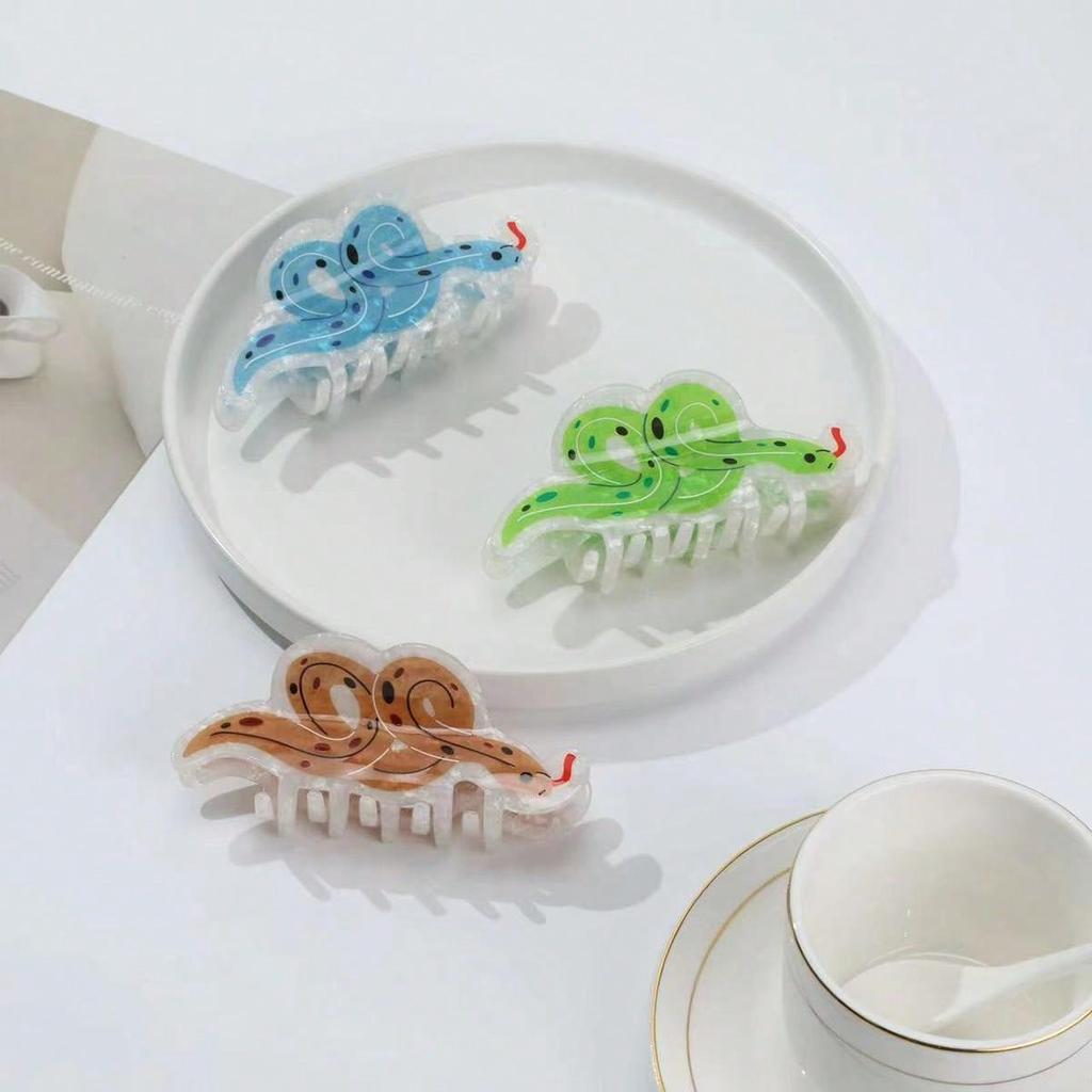 1pc Amber Caramel 1pc Acetic Acid Cartoon Cute and Bizarre Small Snake Grab Clip Personalized High End Shark Clip