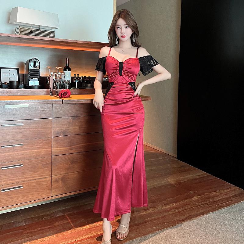 Slim Fit Spaghetti Strap Evening Gown for Nightclub or Technician Uniform