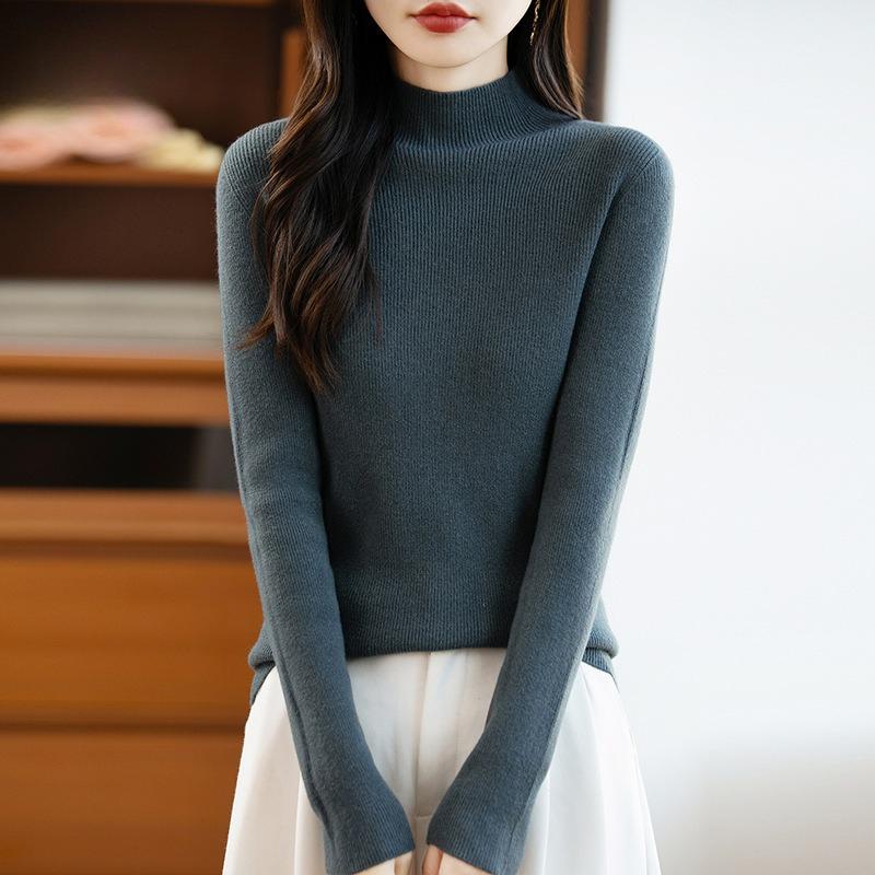 A New Semi-high-neck Sweater for Women In Autumn and Winter, A Slimming and Form-fitting Long-sleeved, Versatile and Stylish Base Layer