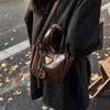 Hand Carry Fashionable Casual Bucket Bag Women's High-end Sense Simple Shoulder Oblique Span Bag 2025 Autumn and Winter New Niche Design