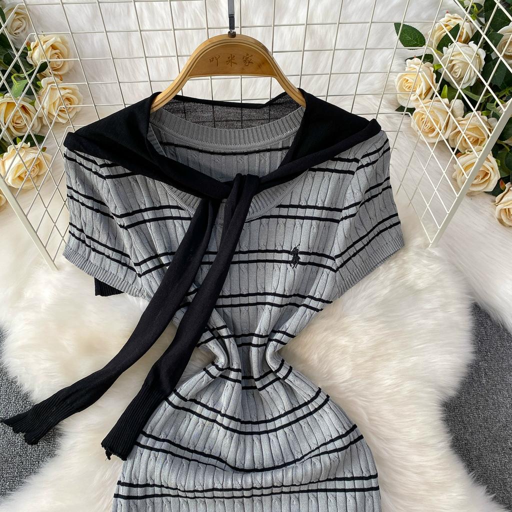 Sommer Damen Casual Kurzarm Gestreifter Strickpullover Mini Etuikleider mit Schal