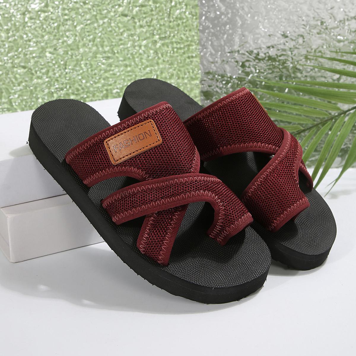 

Легкая пенная подошва внешнеторговые большого размера тапочки 2025 европейские и американские на плоской подошве повседневные с открытым носком закрытый носок пляжные сандалии женская обувь 43 бордовый