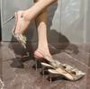 Scarpe con tacco – Scarpe con tacco