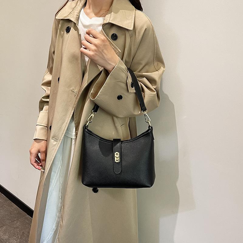 Underarm Bag - Stylish and High-end, Small and Exclusive Single Shoulder Bag for Commuting, Crossbody Bucket Bag