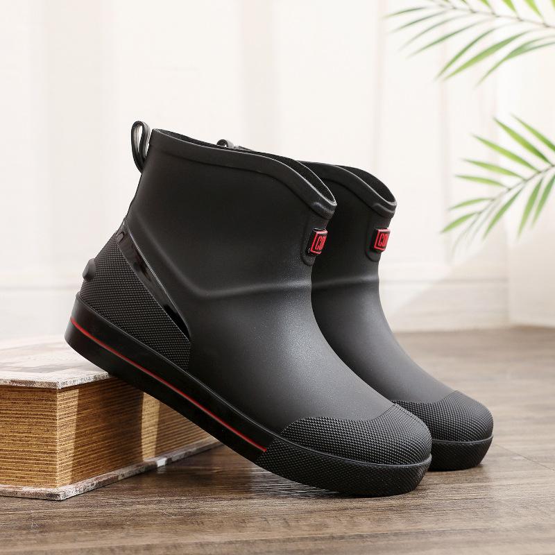 [One piece] Rain shoes men's short and medium non-slip waterproof shoes outdoor water boots warm fishing rain boots rubber shoes
