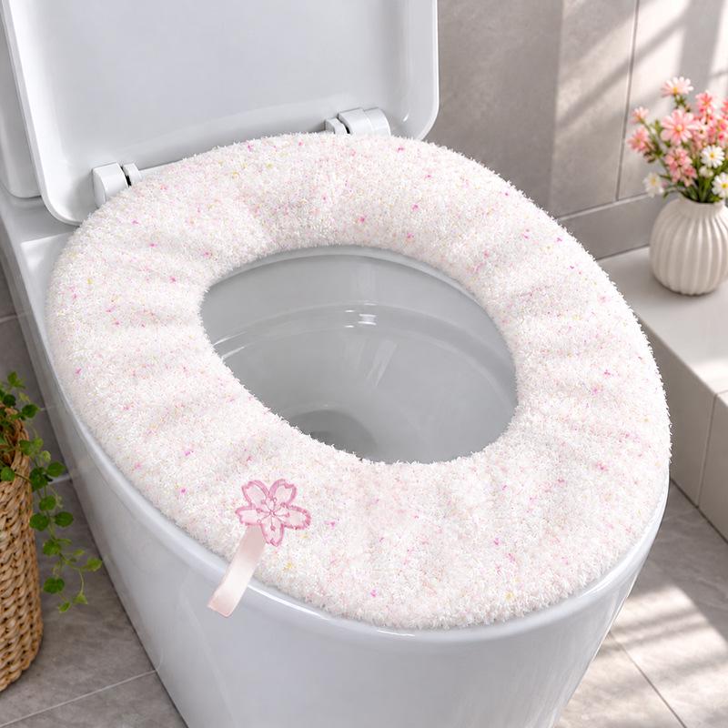 Soft Cloud Velvet Plus Size Toilet Seat Cover with Handle - Washable, Autumn/Winter Cushion Pad