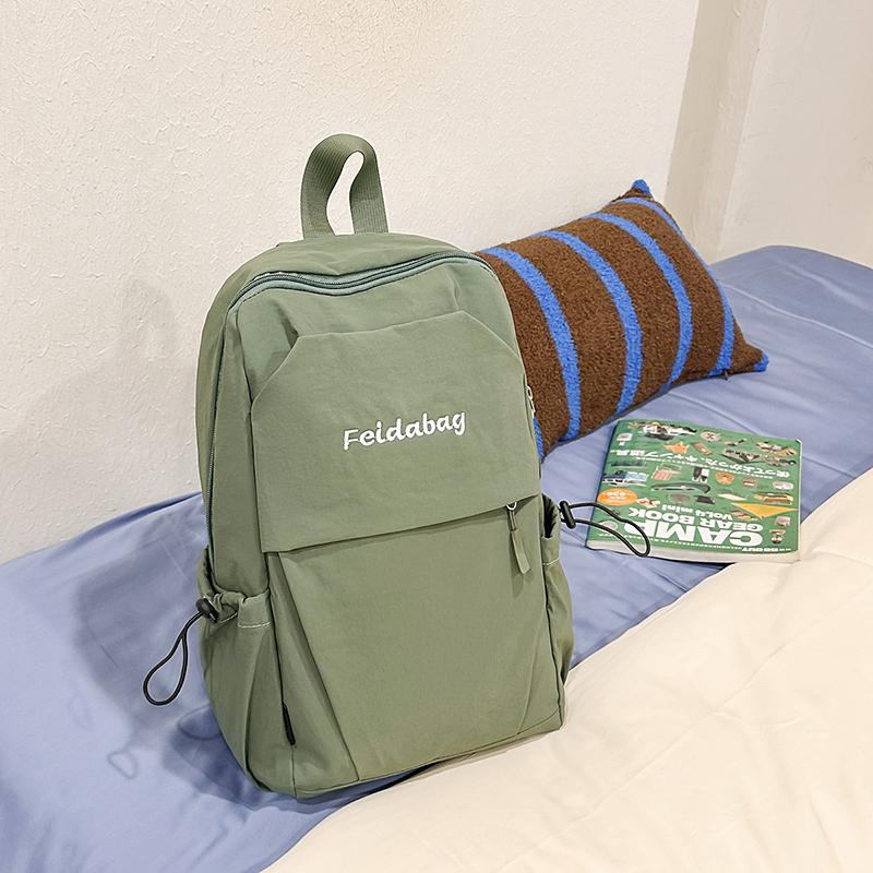 Lightweight Outdoor Backpack Unisex Small Backpack Travel Student Schoolbag