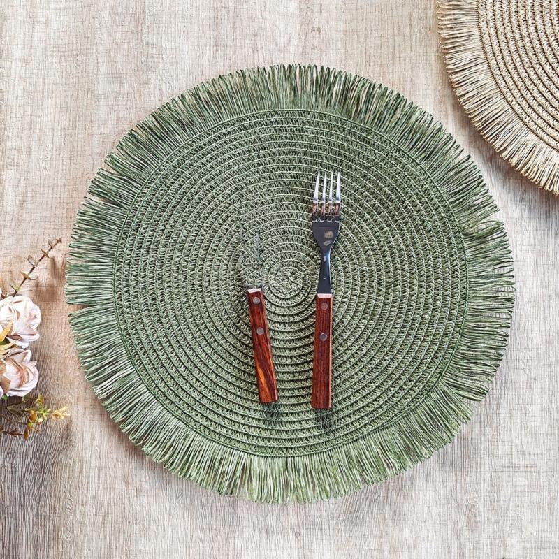 Safe Round Paper Placemat With Pattern For Indoor And Outdoor Use Round Place Mats