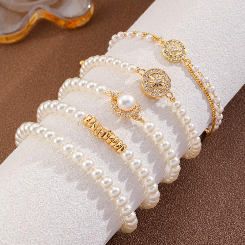 Elegant Geometric Pearl-Style Brass Bracelet Women Hypoallergenic Tarnish-Resistant Minimalist Daily Wear