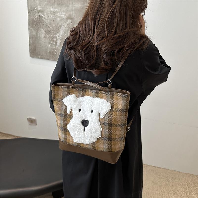 Beautiful Personalized Casual Backpack 2025 Autumn New Fashion Plaid Korean Version Simple Commuter Underarm Tote Bag