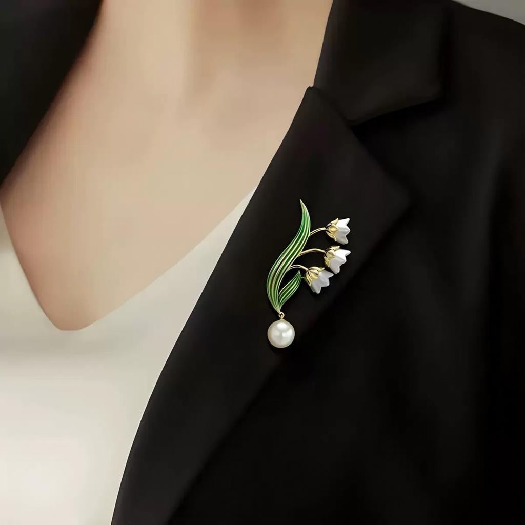 Minimalist Lily of the Valley Brooch High Quality Pearl Enamel Flower Pin Elegant Design for Blazer Suit Accessories