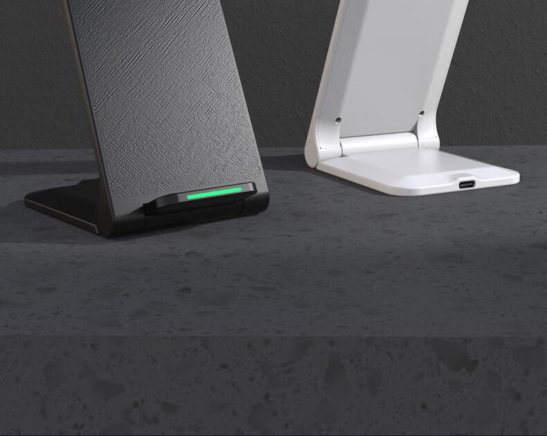 Foldable 15W Fast Wireless Charging Stand for Apple & Huawei Phones