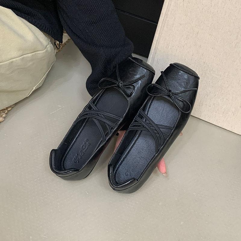 Fashion Footwear Slip On Ladies Mary Janes Flats Shoes Luxury Female Shallow Fashion Butterfly-Knot Women Flats Lolita Shoes New