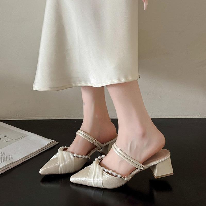 

2026 women cute pointed toe spring slip on pearl square heel shoes lady classic office work comfort heel pumps 35 бежевий