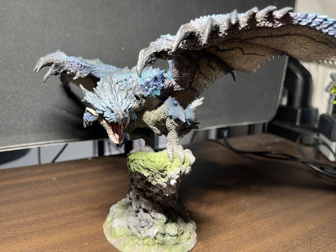 

[USED] Rathalos Subspecies Creator s Model