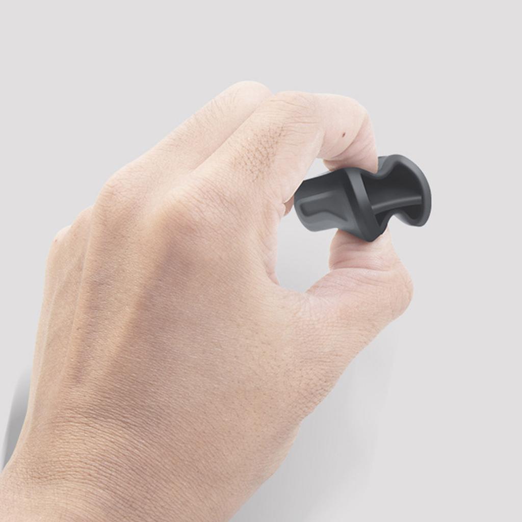 Air Vent Mount Clip 360 Degree Rotatable Designs ABS Air Vent Converter Clip Vehicle Accessories Simple to Use for Tesla