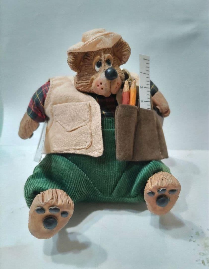 

[USED] Carpenter Teddy Bear by RUSS