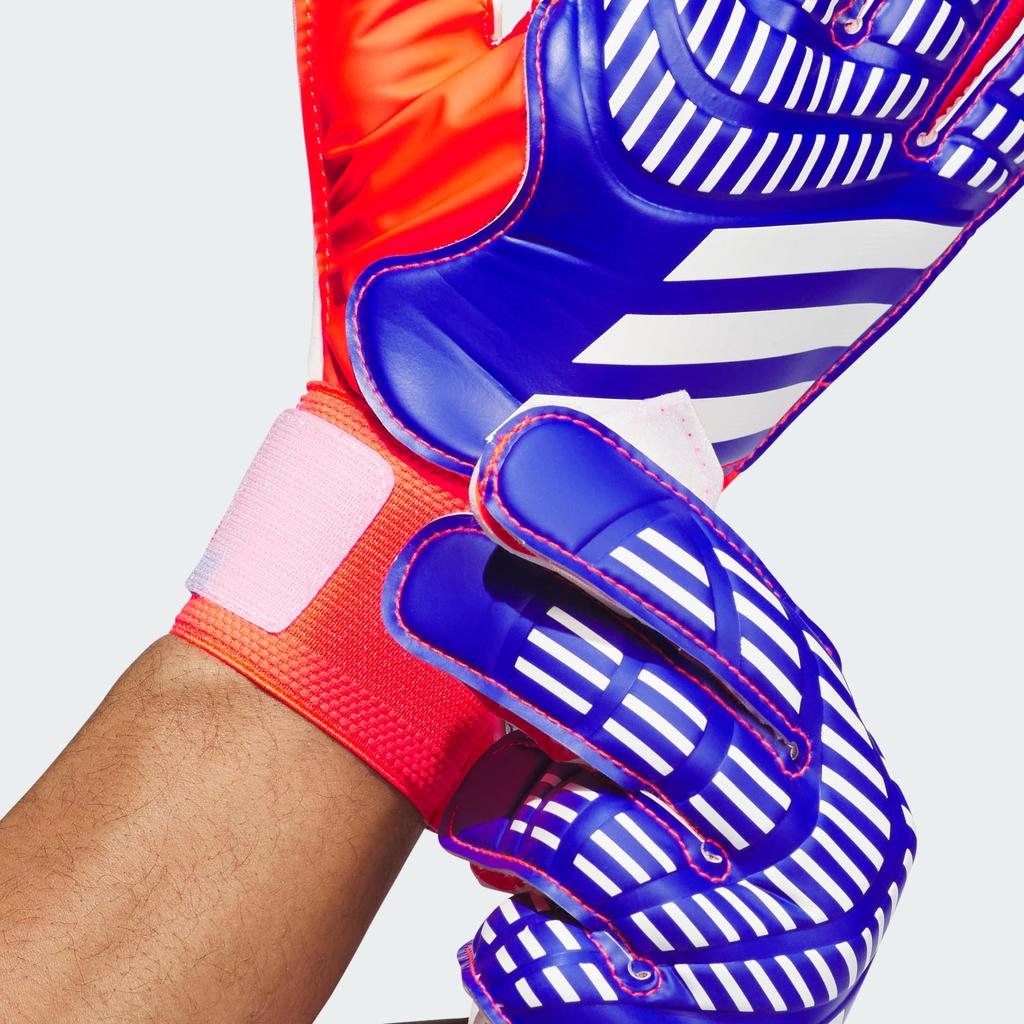 Adidas Predator Goalkeeper Gloves Training