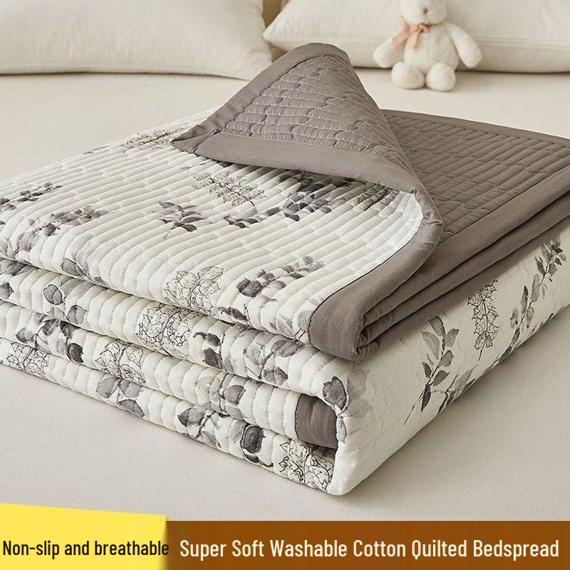 Premium Non-Slip Washable Cotton Quilted Bed Cover for All Seasons