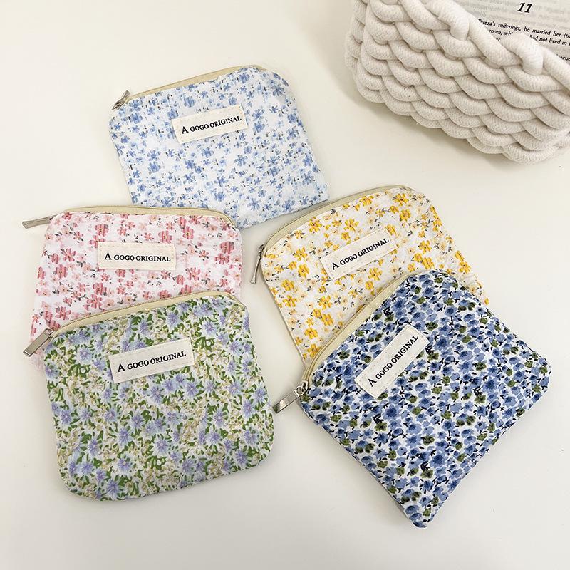 2022 Floral Coin Purse & Card Holder - Compact Lipstick Storage Wallet for Women