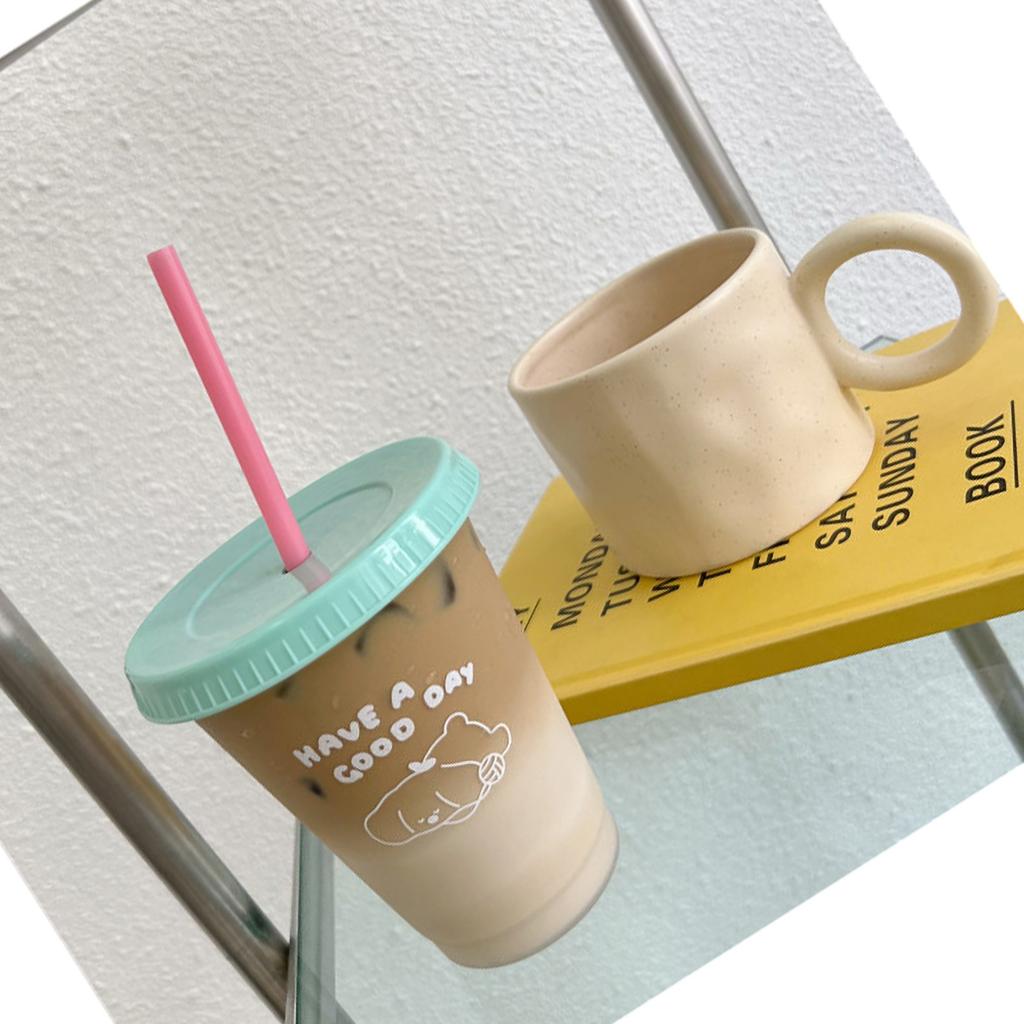 Plastik Kaffeetasse Großes Fassungsvermögen Niedliche Wasserbecher Mit Strohhalmdeckel für Sommer Kaltes Trinken Hund 470ml