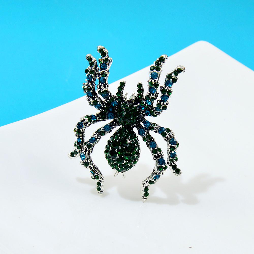 Cindy Xiang Kadınlar İçin Büyük Yapay Elmas Örümcek Broşlar Böcek İğnesi Vintage Palto Kazak Takı Yüksek Kalite 2 Renk Mevcuttur