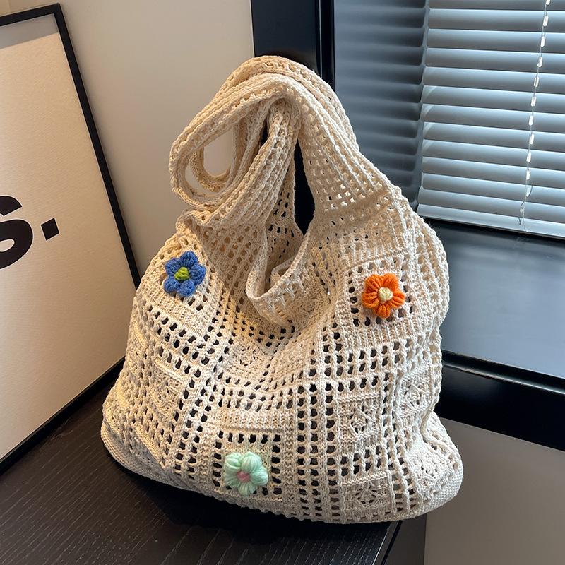 

Сумка женская большой вместимости новая на плечо no specification бежевый