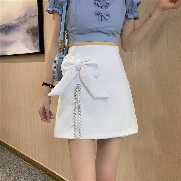 

2025 Женская узкая юбка А-силуэта с высокой талией — новый весенне-летний дизайн L белый
