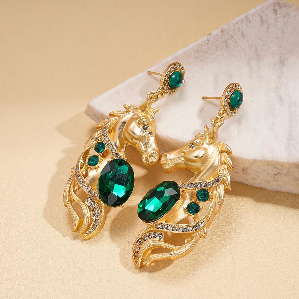 Palace-style Oval Horse Head Earrings, Fashionable, Light, Luxurious and High-end Earrings