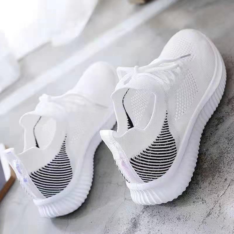 Women's Flat Breathable Sports Shoes with Mesh for Versatile Summer Thin Cut Out White Shoes
