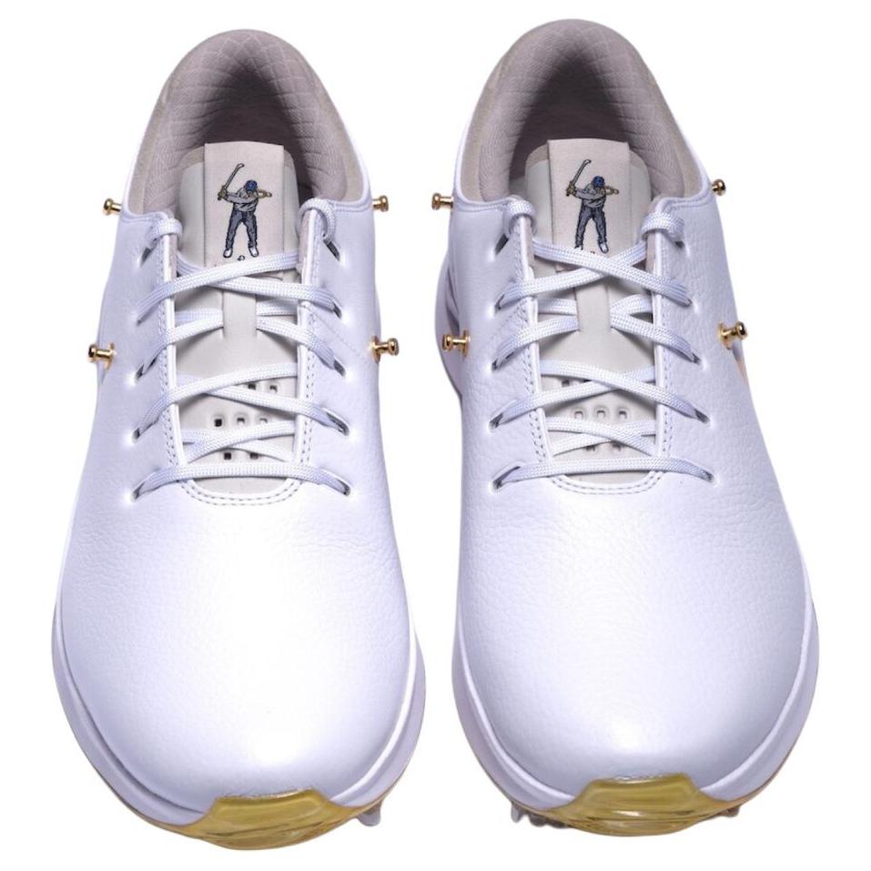 Eastside Golf x Nike Air Zoom Victory Tour 3 NRG Mindenki Játéka. Légy autentikus Uniszex tornacipő Fehér Metálarany Hűvös szürke FJ2241-101