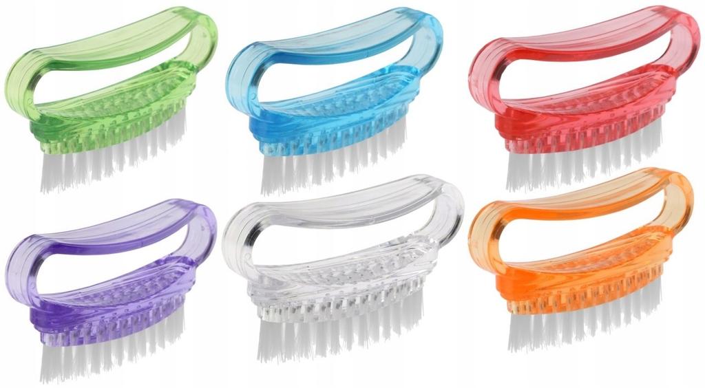 Hand and nail cleaning brush with cover