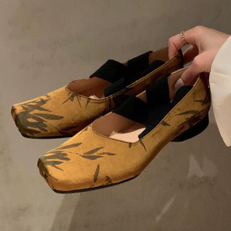 

Модные туфли-лодочки с ретро-принтом, брендовые, женские, модные, с квадратным носком, на шнуровке крест-накрест, туфли Мэри Джейн, элегантные, в китайском стиле, zapatos de mujer 40 жёлтый