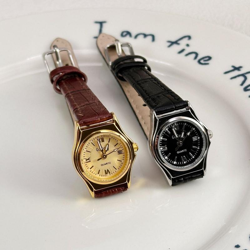 Luxury Small Dial Girl Gift Quartz Watches Simple Student Fashion Temperament Wristwatches Ladies Watches Dropshipping Clock