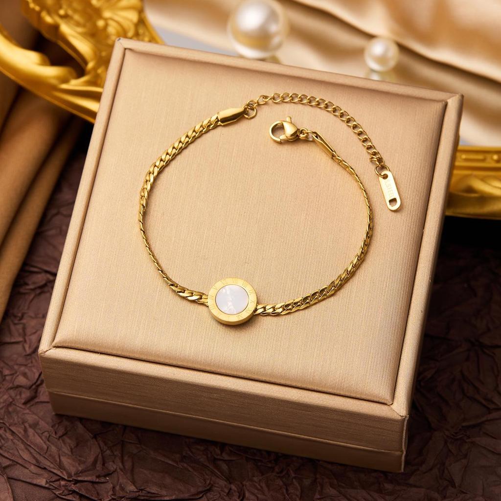 Neues Modisches Titanstahl Anlauffreies Armband für Damen - Vielseitige Europäische Stil-Trends