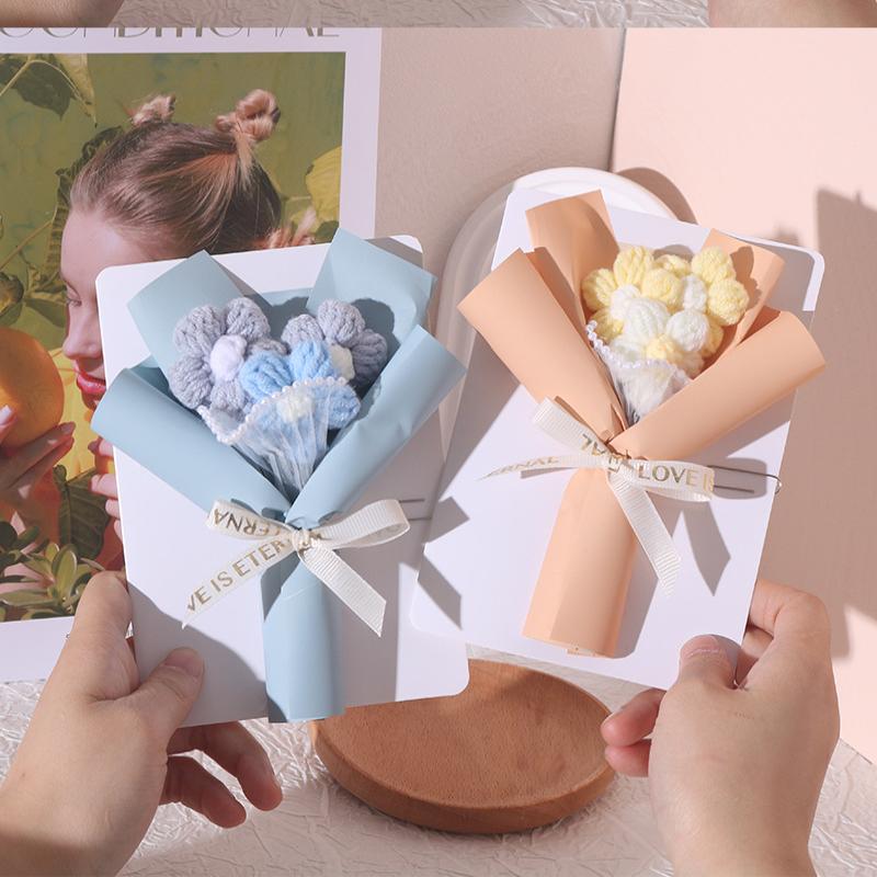 Creative Three-Dimensional Flower Bouquets, Greeting Cards, Handmade Cream Puffs, Valentine'S Day Knitted Flower Bouquets