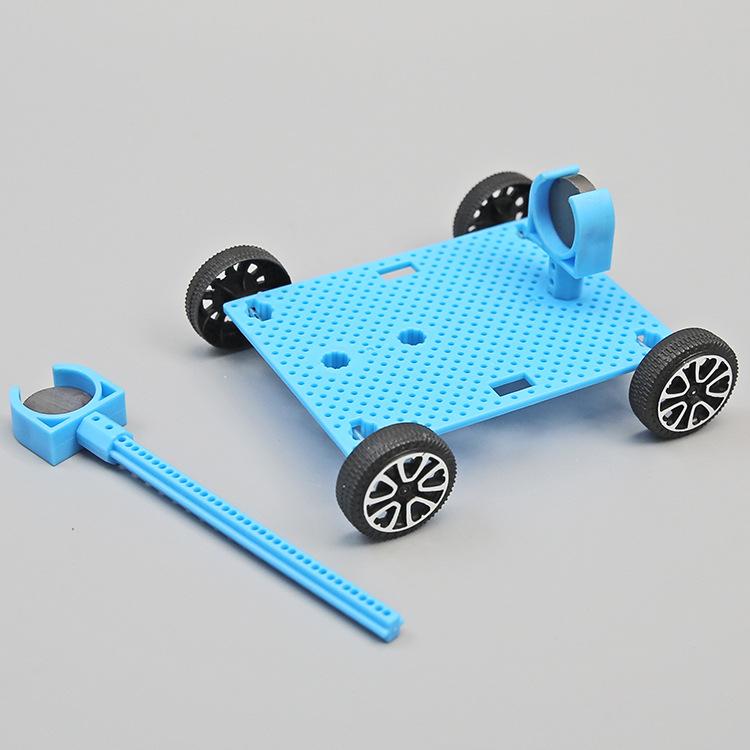 Bilim ve Teknoloji Küçük Üretim Manyetik Araba Kendin Yap Elle Montajlanmış Eğitici Oyuncaklar Malzeme Paketi Genç Öğrenciler Deneysel Öğretim Araçları