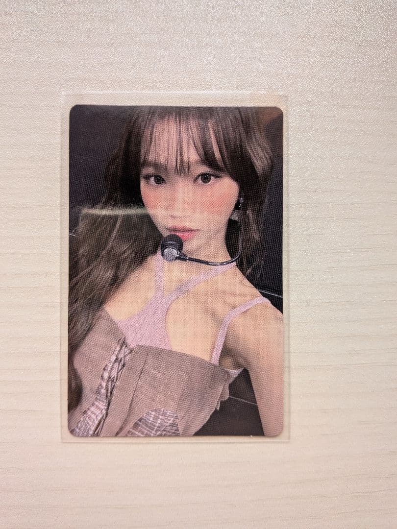 

[USED] lesserafim Chaewon m2u autograph session bonus