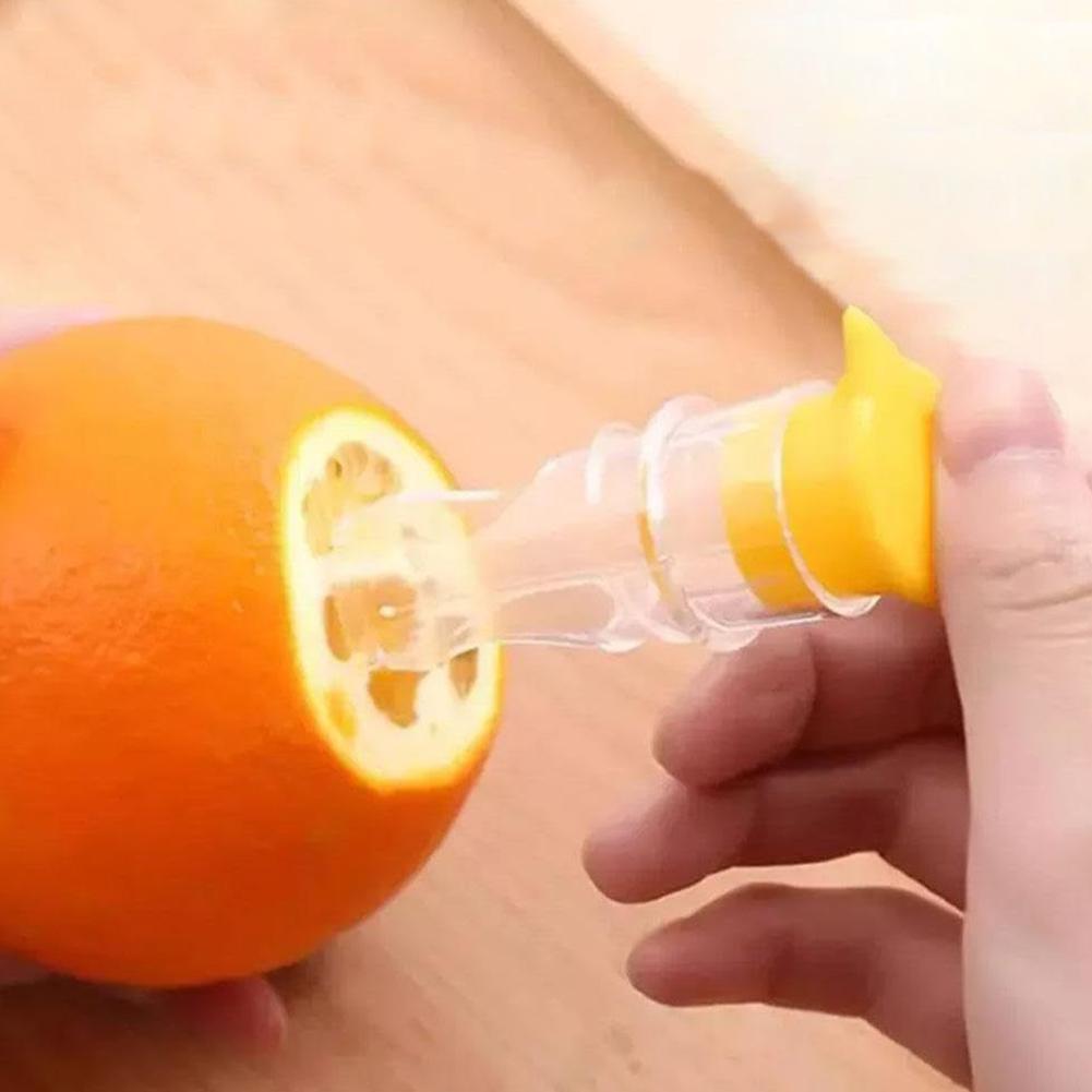 Manual Lemon Juicer Hand Held Juicer Plastic Hand Juicer Pourer Citrus Squeezer for Lemon Orange Limes Citrus