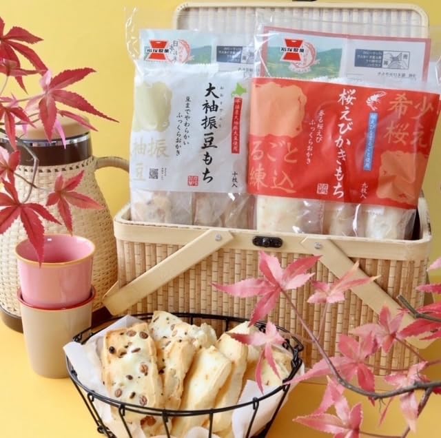Iwatsuka Confectionery Sakura Shrimp 9 pieces x 12 bags Kakimochi,